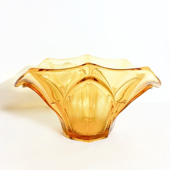 Vintage Amber Glass Vase / Candy Dish with Scallop Edge Design - Picture 2 of 8